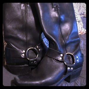 Frye harness black boots size 8